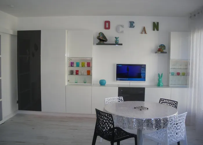 Perle Et Ecume A L Oceanic *